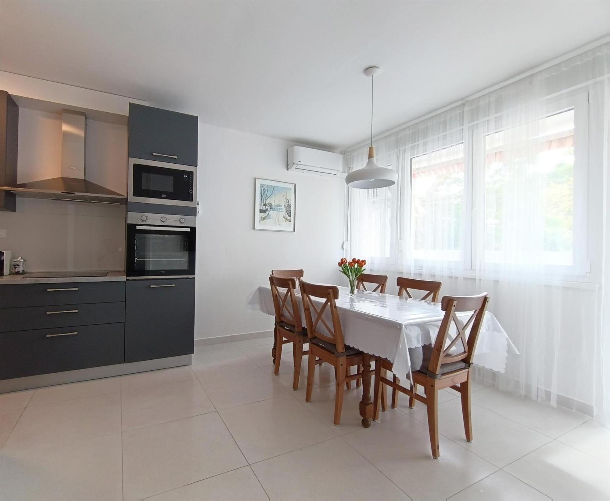 Apartment Daret 3 Bdr Split